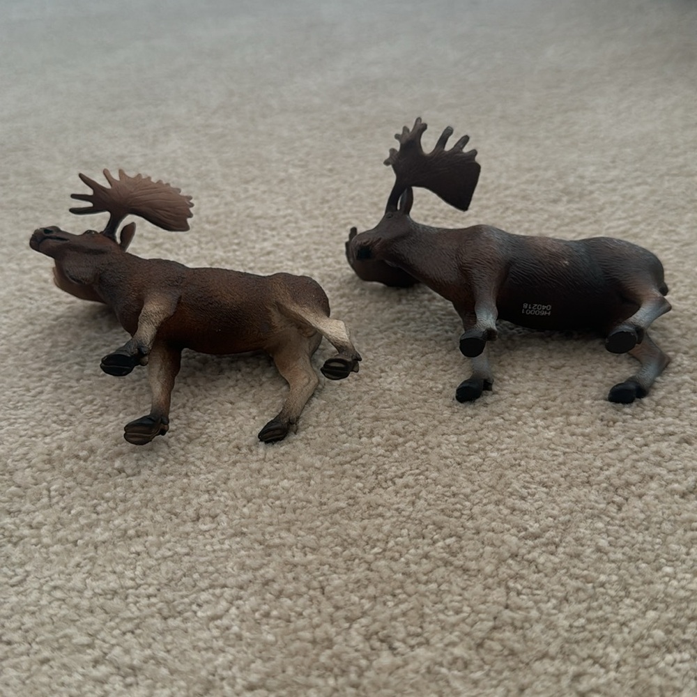 Two moose figurines - Picture 4 of 5